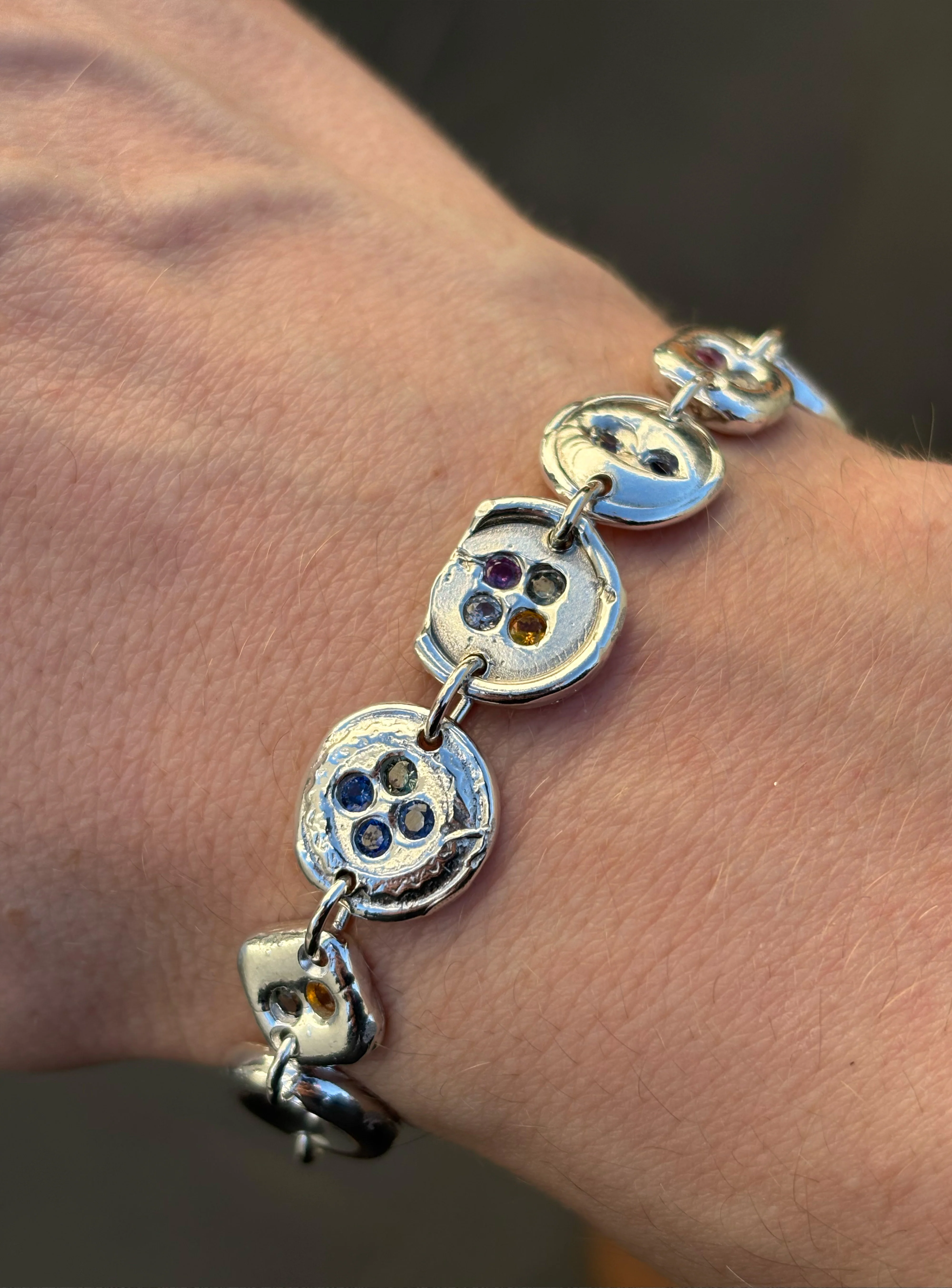 Button Bracelet Gem - Image 3
